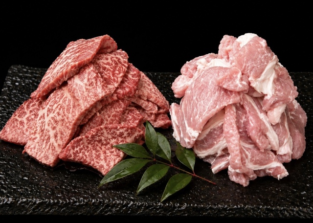 (冷凍)前日光和牛＆桜山豚切り落とし(送料込み)