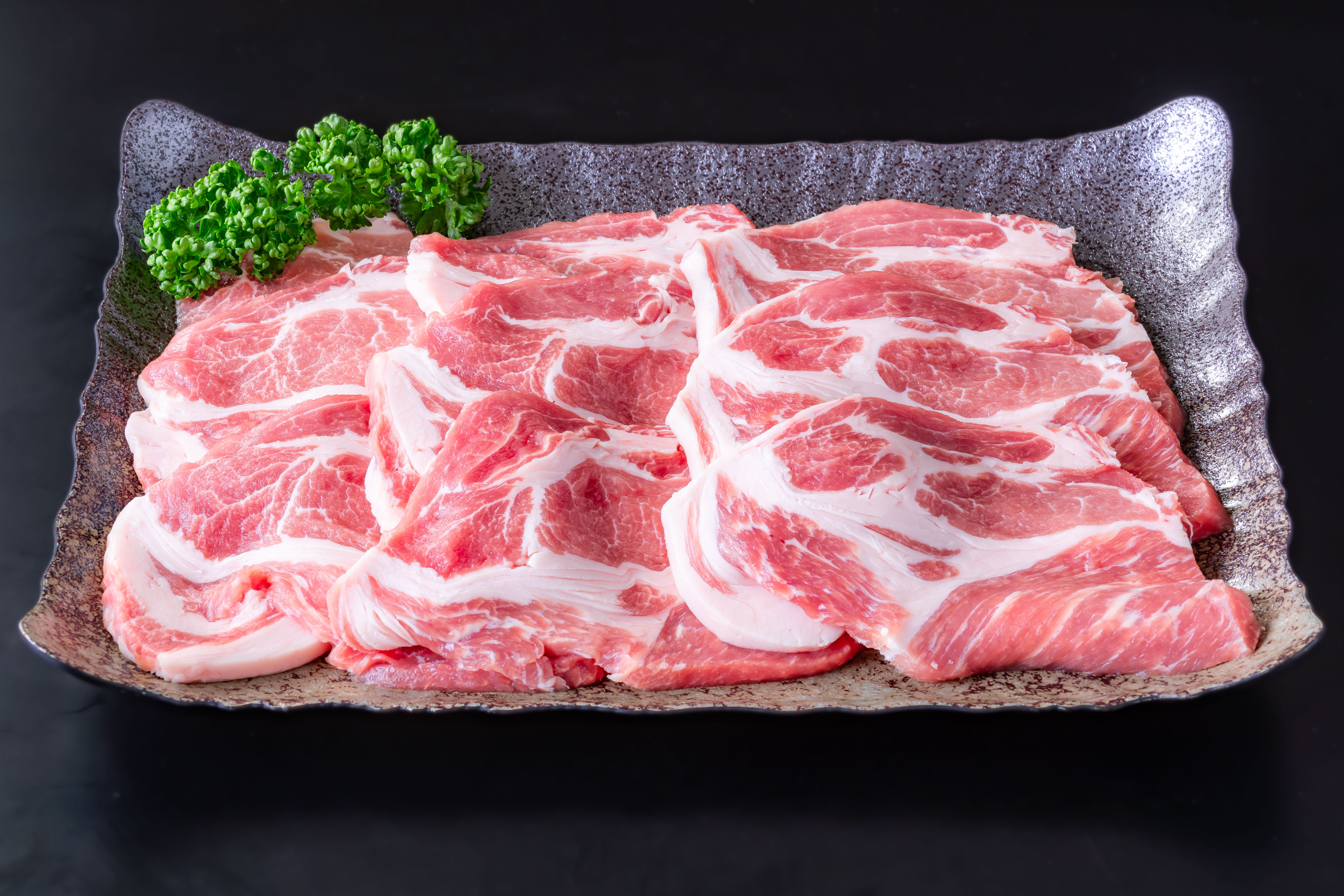 （冷蔵）桜山豚(肩ロース肉)焼肉用　箱入り包装