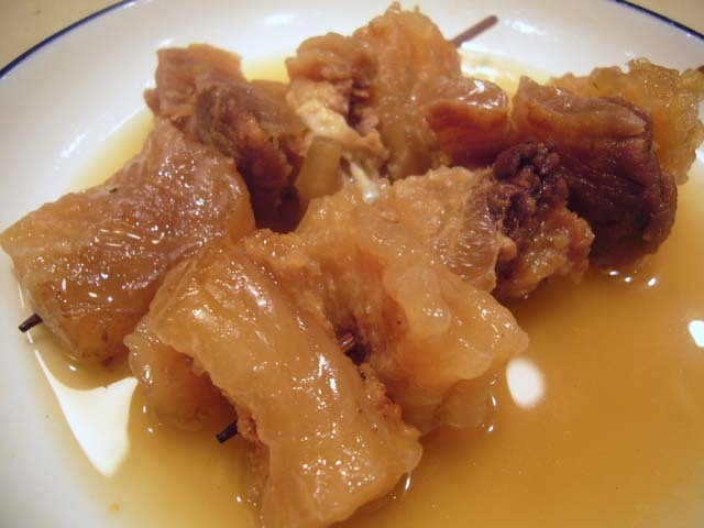 鯨すじのおでん