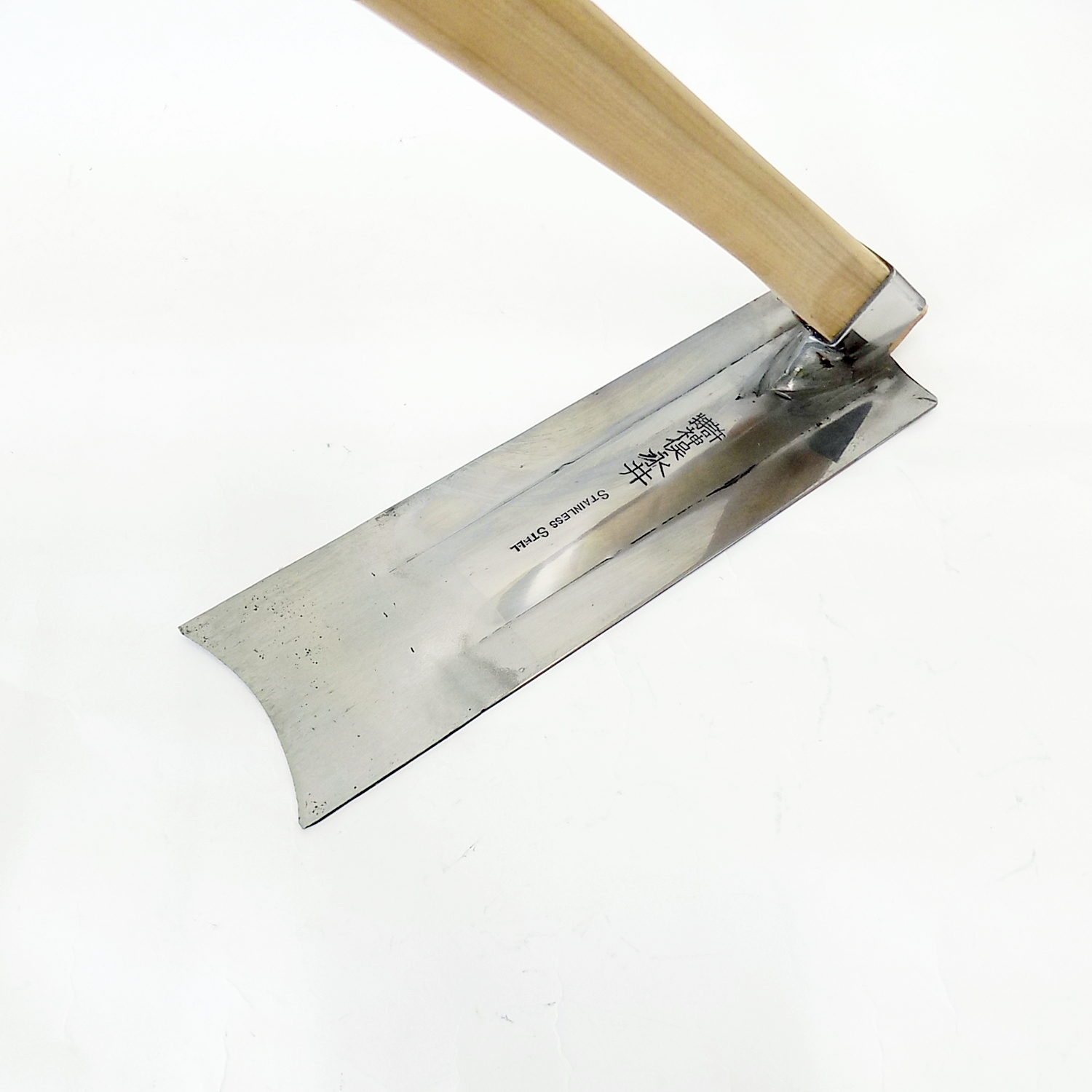 【永井のくわ　中耕鍬ステンレス3.6尺柄】やや巾広・刃長型の中耕鍬ステンレス鋼付　『永井のくわ』の人気商品を弊社が製造を正式に継承しました　