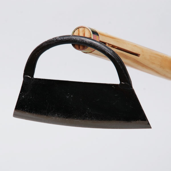 【立鎌鋼付 180ミリ】刃幅18センチの扱いやすい立鎌 【定番櫛形草削り(小)】刃裏