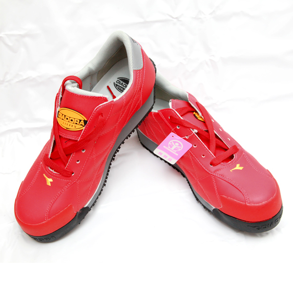 DIADORA PIGEON RED