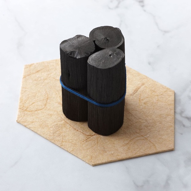 炭飾り/ 亀甲[備長炭オブジェ] /銀座紀州備長炭ショップ 掌 オンライン