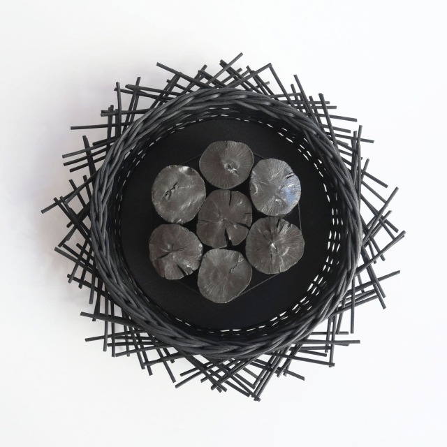 Nest / L [備長炭オブジェ] /銀座紀州備長炭ショップ 掌 オンライン