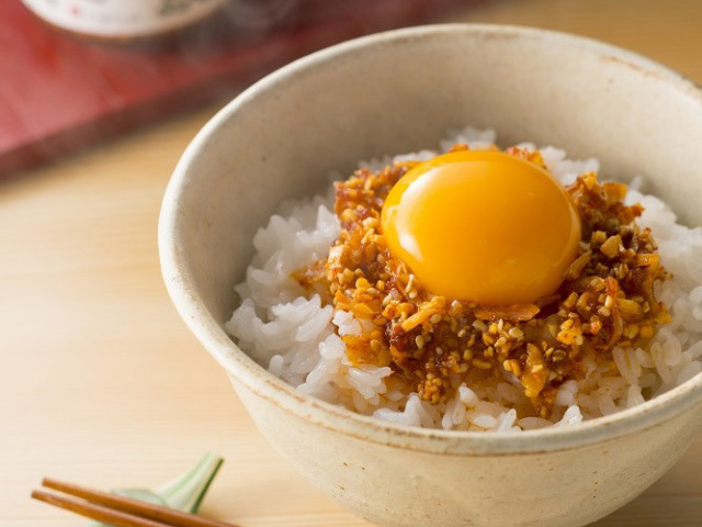 卵掛けご飯と食べるラー油