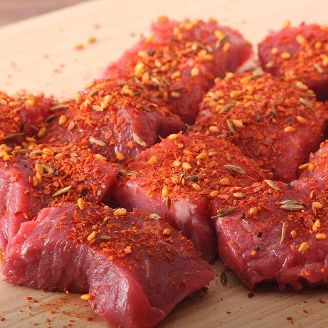 肉にかけるゆうちゃんスパイス