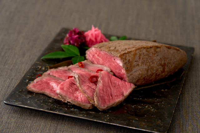 浅漬け国産和牛ローストビーフ