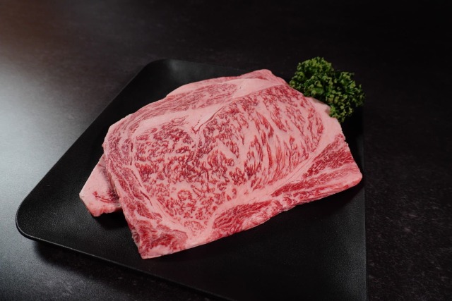 琥珀和牛 リブロース