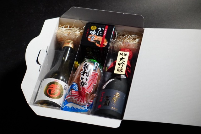 丹後の地酒と蟹みそ＆徳利いかのおつまみセット 化粧箱入り