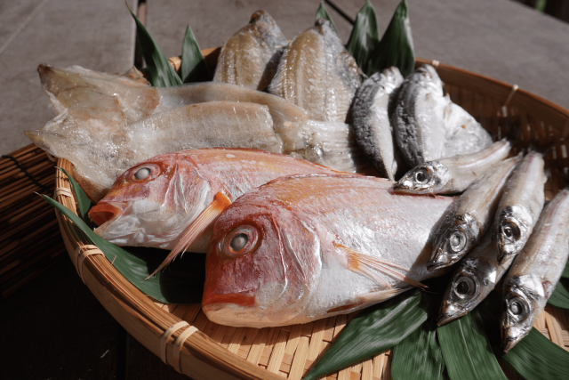 山一鮮魚 おまかせ干物セット 産地直送