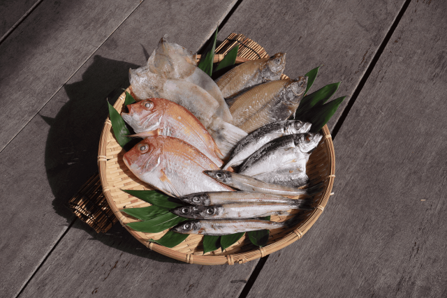 山一鮮魚 おまかせ干物セット 産地直送