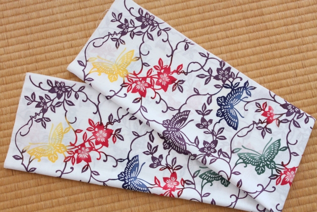 手ぬぐい　テッセンに蝶