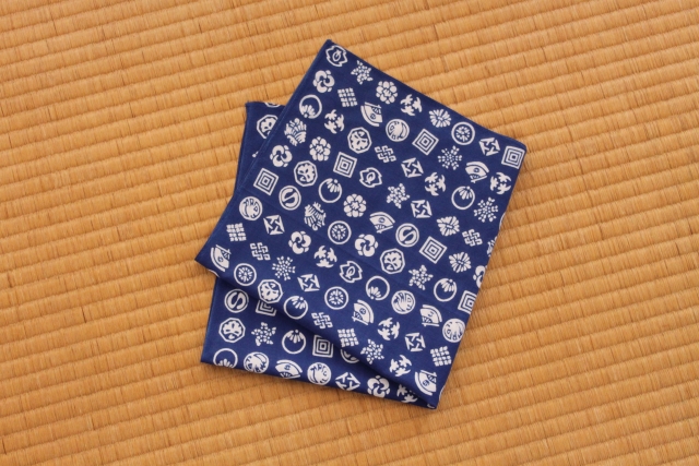 大判晒はんかち　歌舞伎紋ちらし