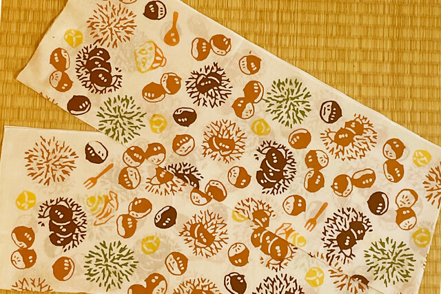 手ぬぐい　栗拾い