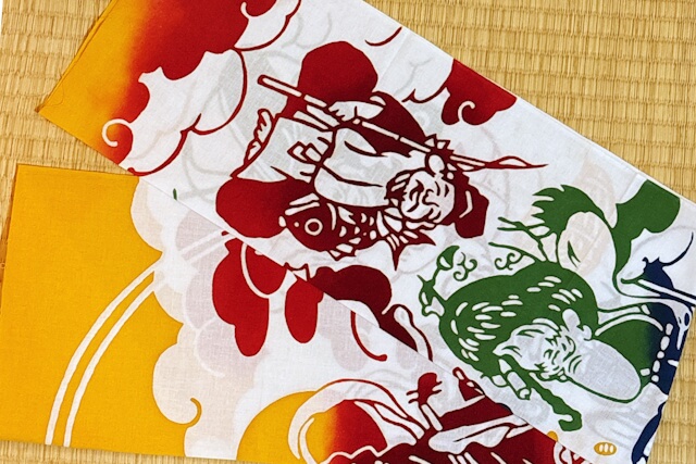 手ぬぐい　金雲に七福神