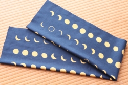 手ぬぐい　月の満ち欠け