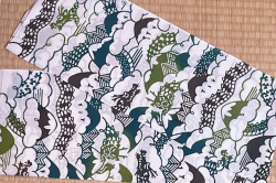 手ぬぐい　龍の山あそび