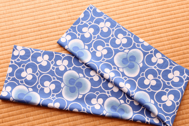 手ぬぐい 三つ猿紋ちらし 日本製にこだわった通販・販売 たのしくらし.com 