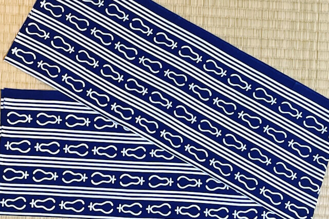三代目 手ぬぐい　激安 手ぬぐい 三つ大縞（紺） 日本製にこだわった通販・販売 たのしくらし.com