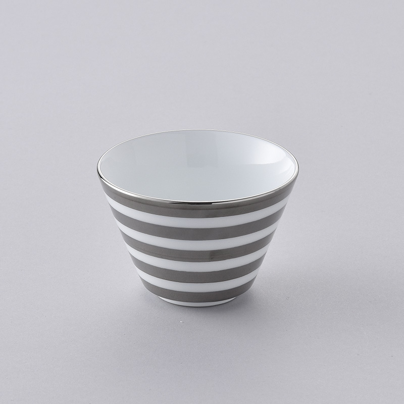 水晶彫　丹心窯　丹心　波佐見焼　水晶　うつわ　テーブルウェア　テーブルコーディネート