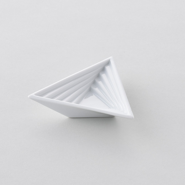 水晶彫　丹心窯　丹心　波佐見焼　水晶　うつわ　テーブルウェア　テーブルコーディネート