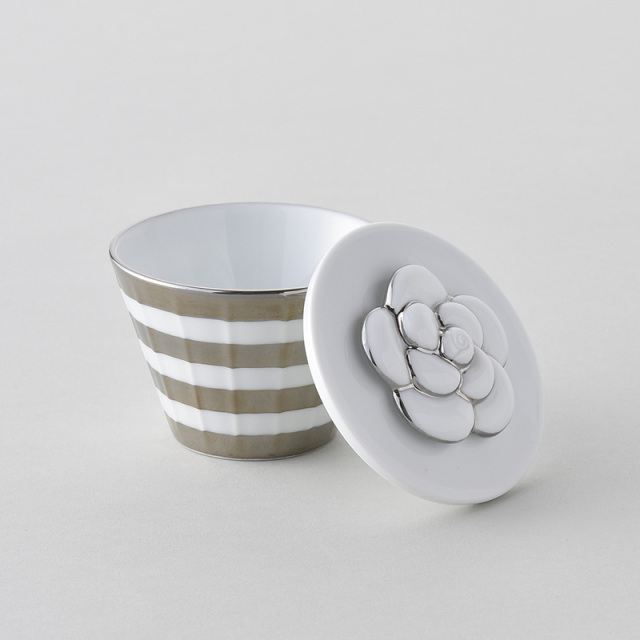 水晶彫　丹心窯　丹心　波佐見焼　水晶　うつわ　テーブルウェア　テーブルコーディネート