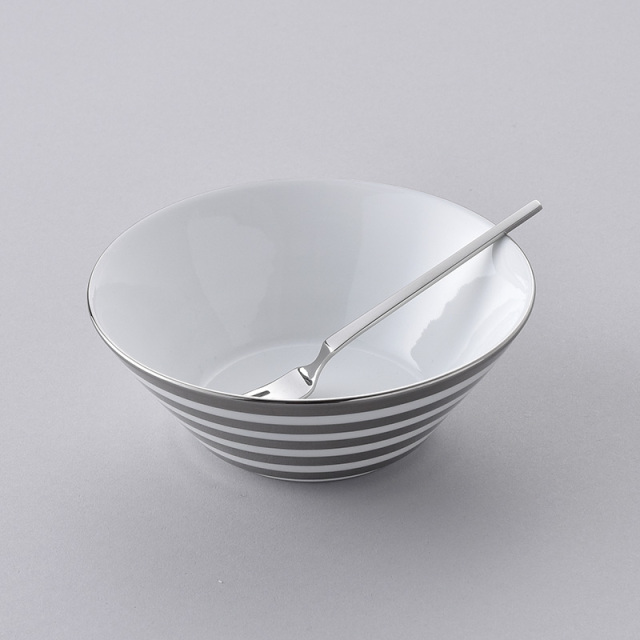 水晶彫　丹心窯　丹心　波佐見焼　水晶　うつわ　テーブルウェア　テーブルコーディネート