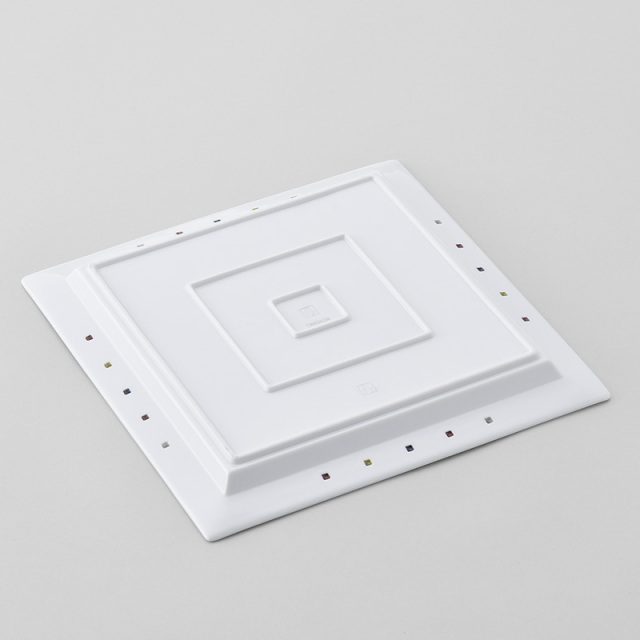 水晶彫　丹心窯　丹心　波佐見焼　水晶　うつわ　テーブルウェア　テーブルコーディネート