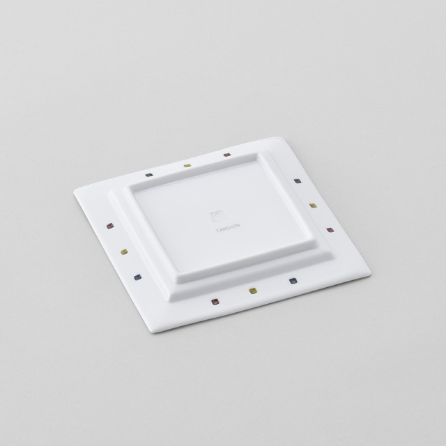 水晶彫の丹心窯】「現代版アールデコスタイルの食卓」がコンセプトの