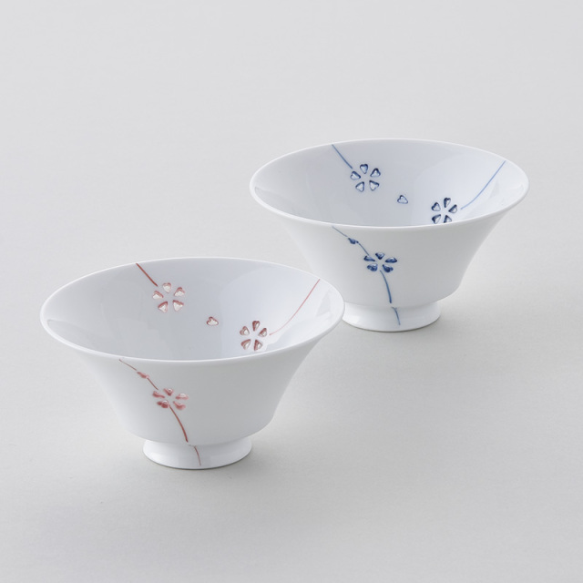 水晶彫の丹心窯】桜の花が舞う水晶カラー花あそびシリーズ