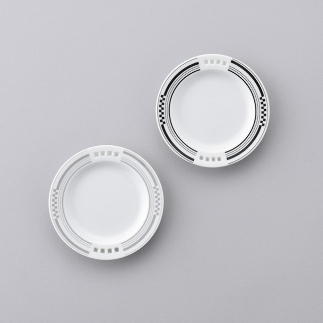 水晶彫　丹心窯　丹心　波佐見焼　水晶　うつわ　テーブルウェア　テーブルコーディネート