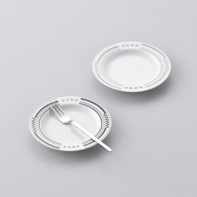 水晶彫　丹心窯　丹心　波佐見焼　水晶　うつわ　テーブルウェア　テーブルコーディネート