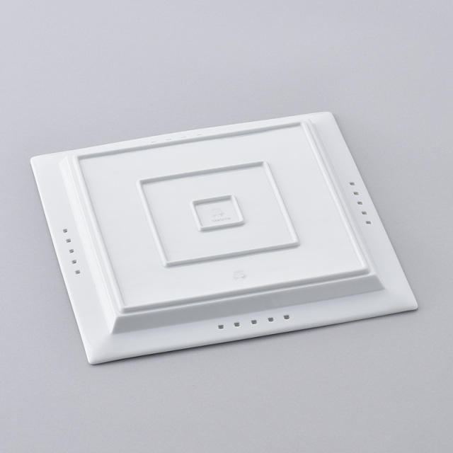 水晶彫　丹心窯　丹心　波佐見焼　水晶　うつわ　テーブルウェア　テーブルコーディネート