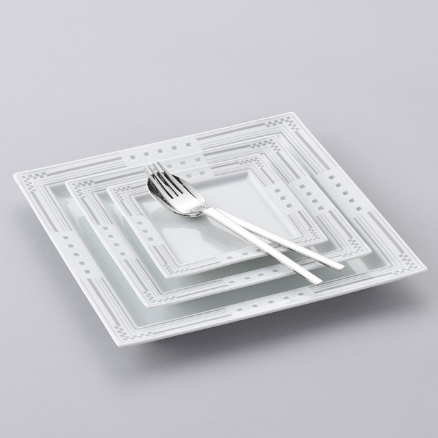 水晶彫　丹心窯　丹心　波佐見焼　水晶　うつわ　テーブルウェア　テーブルコーディネート