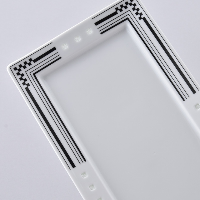 水晶彫　丹心窯　丹心　波佐見焼　水晶　うつわ　テーブルウェア　テーブルコーディネート