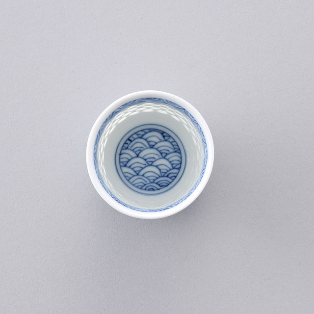 波佐見焼、「丹心窯」③、急須・湯呑（蓋付）・5客、水晶彫、青海波、銘有、箱無 波佐見焼、「丹心窯」、急須・湯呑（蓋付）・5客、水晶彫、青海波、銘