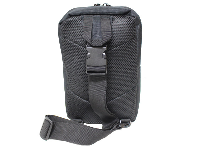 ボディバッグ2 -BODY BAG 2-