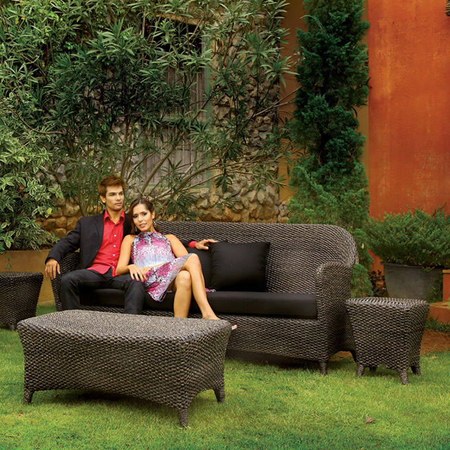 リヴィ どっしりと存在感のあるデザインウォーターヒアシンス ソファセット （RVI-ST2）