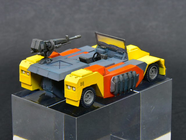 特装機兵ドルバック 1/72スケール ムゲン・ランド・キャリバー