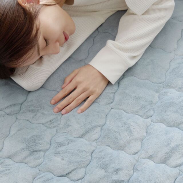 Cono me（コノミー）さらふわリバーシブル敷きパッド