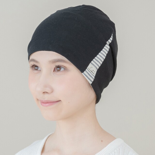 医療用帽子　真っ黒横しま帽子　イメージ写真　2021　tendre　オーガニックコットン