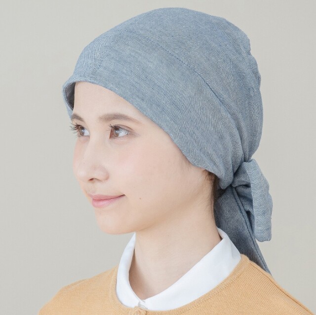 医療用帽子　バンダナ帽子　ネービー　イメージ写真　横顔　2745　tendre　オーガニックコットン