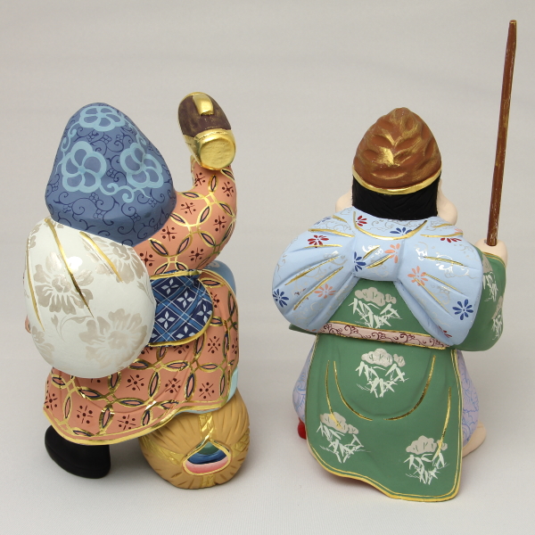 大黒・恵比寿　後ろ