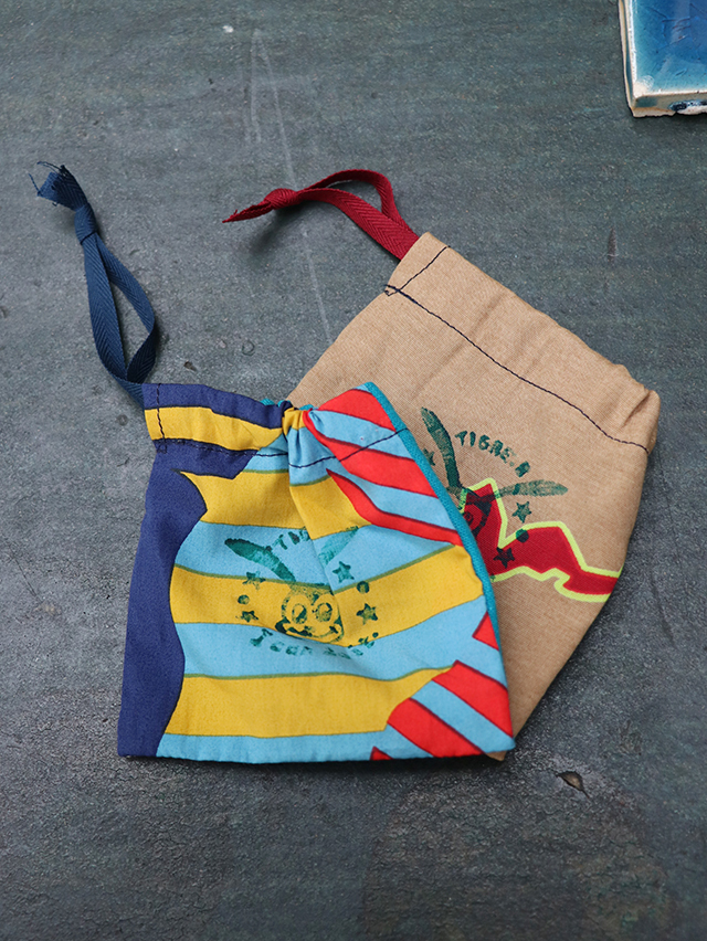 シルバーmixピアス TIGRE BROCANTE