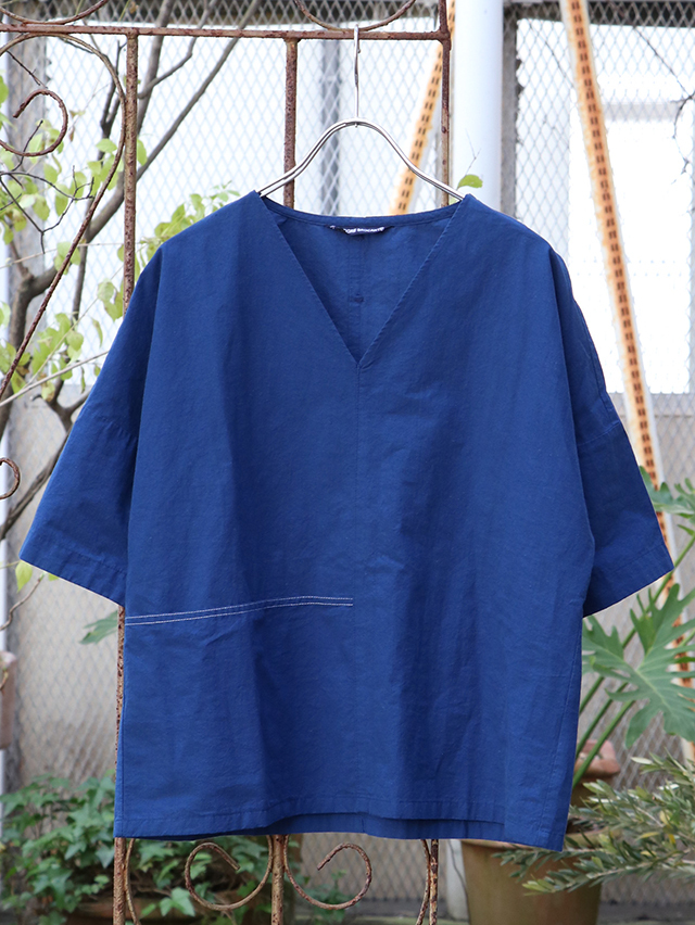 コットンリネンタイプライターVネック切替シャツ TIGRE BROCANTE