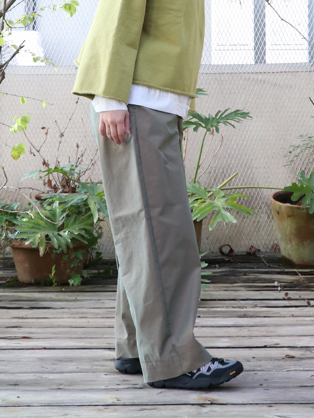 C/P玉虫ギャバオーバーカーブパンツ TIGRE BROCANTE
