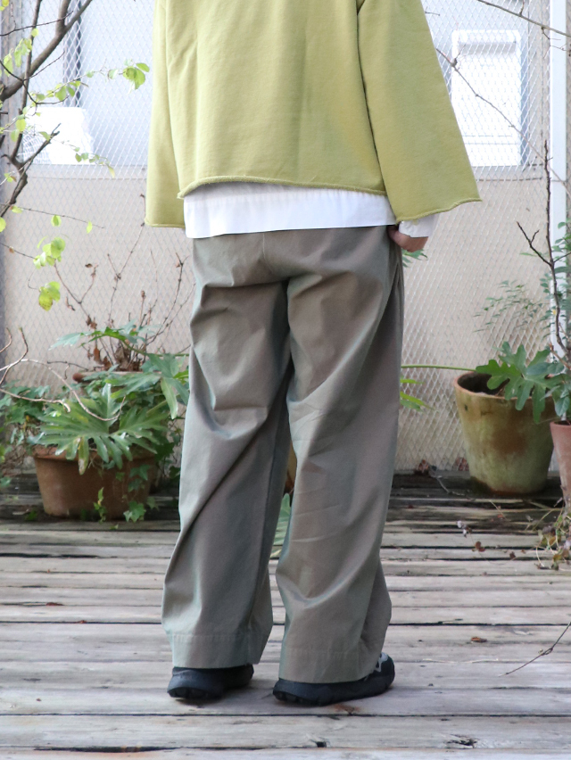 C/P玉虫ギャバオーバーカーブパンツ TIGRE BROCANTE