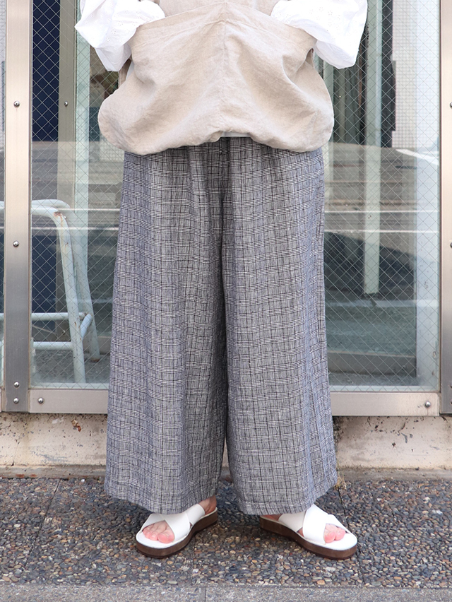 モノクロチェックリネンギャザーワイドパンツ TIGRE BROCANTE