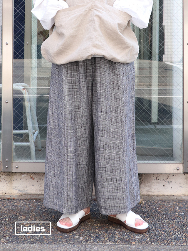 モノクロチェックリネンギャザーワイドパンツ