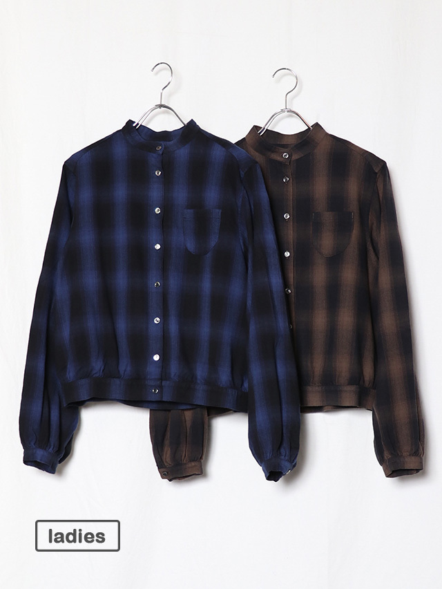 シャギーオンブレスタンドギャザーブラウス